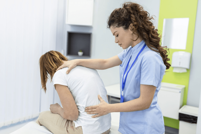Pentru a diagnostica durerea lombară de spate, medicul dumneavoastră va efectua un examen fizic. 